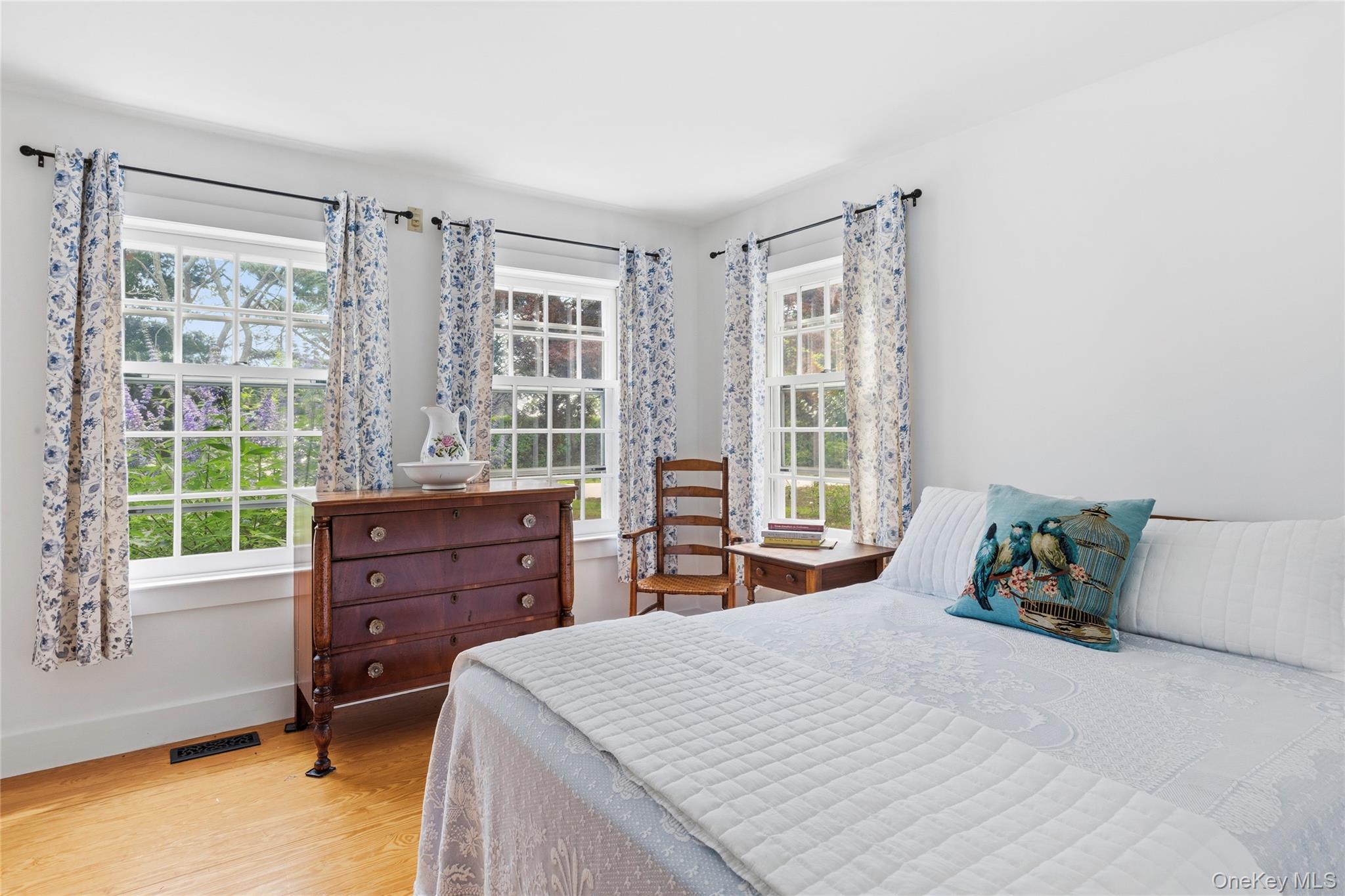 9 Aberdeen Lane Property Photo 10