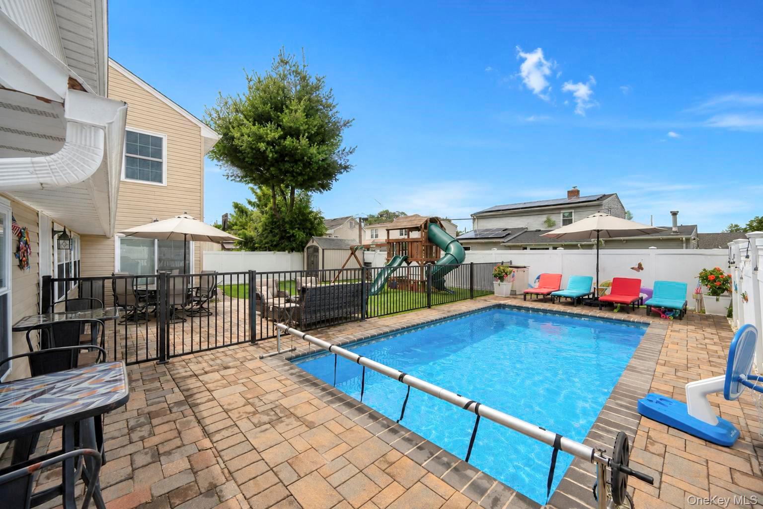 41 Miller Place Property Photo 30
