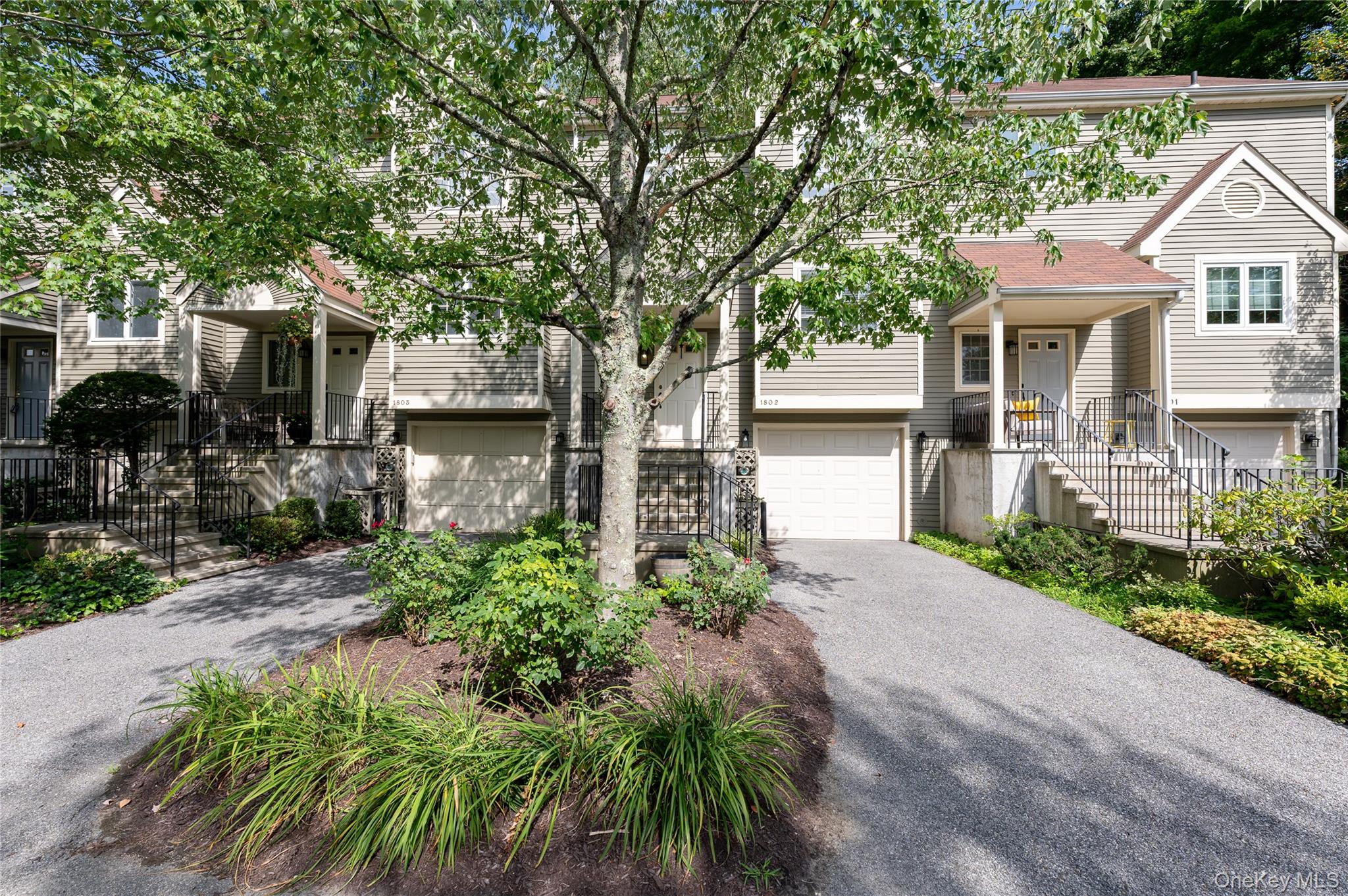 1802 Regent Drive Property Photo 4