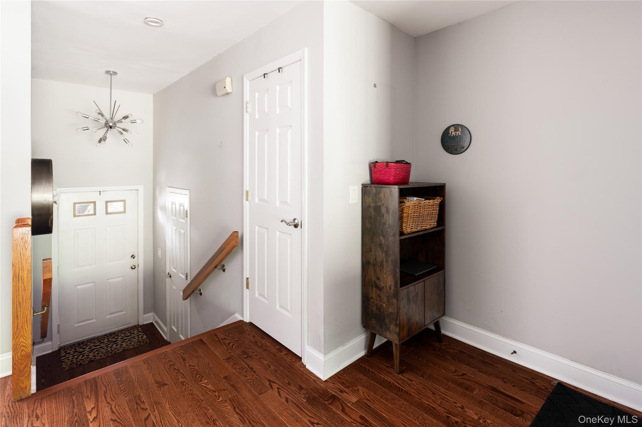 1802 Regent Drive Property Photo 9
