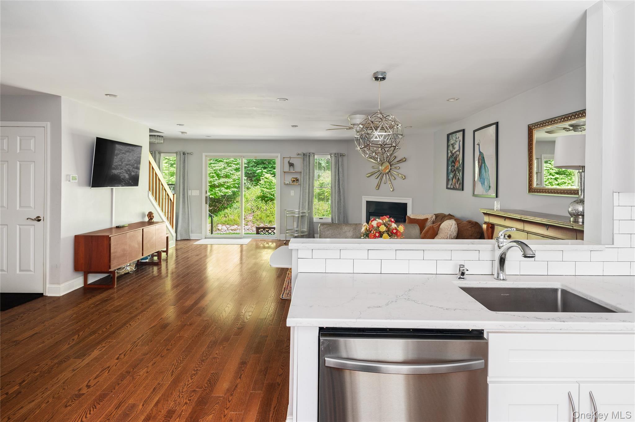 1802 Regent Drive Property Photo 14