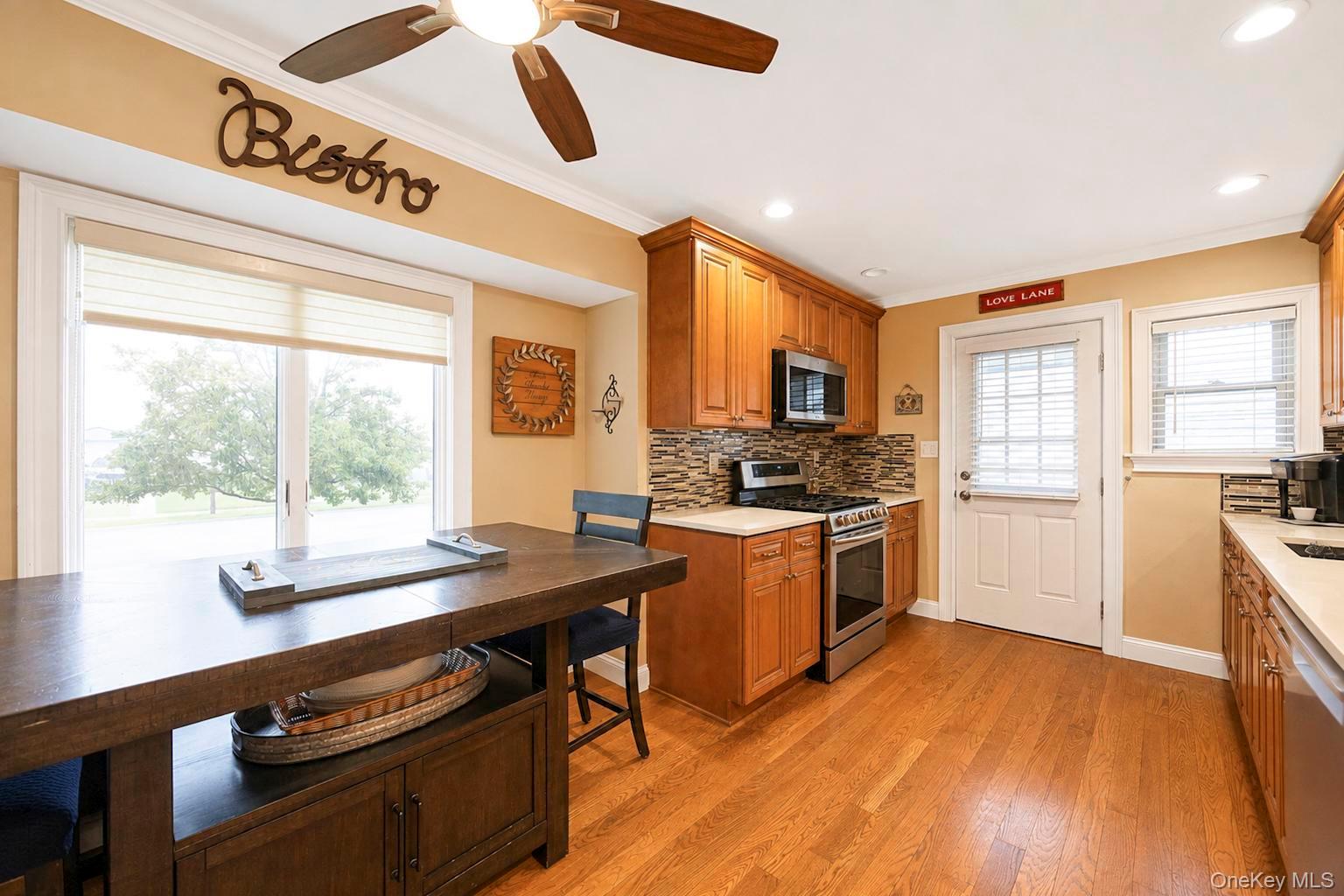 18 Cornell Lane Property Photo 4
