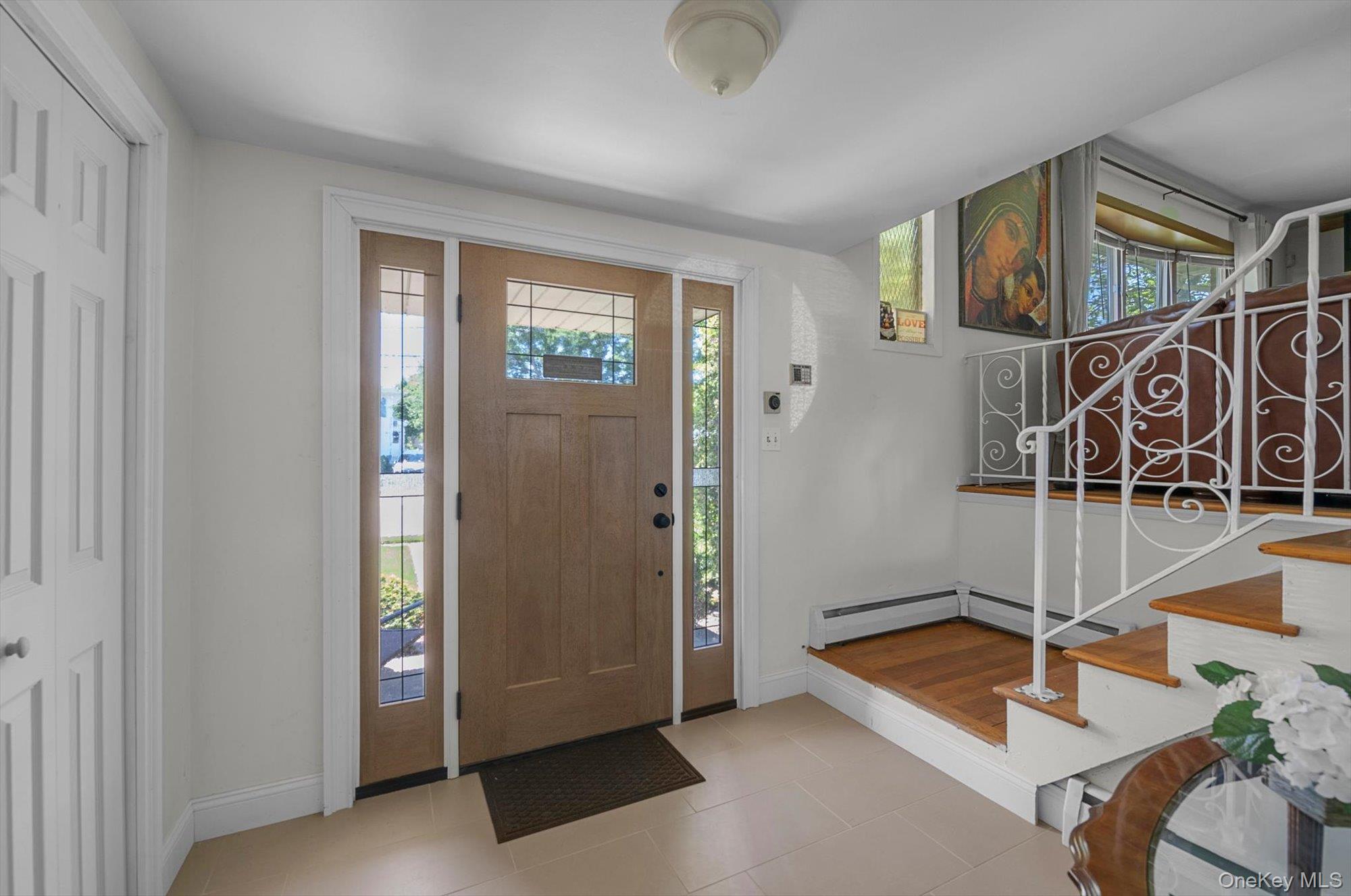 430 Violet Street Property Photo 4