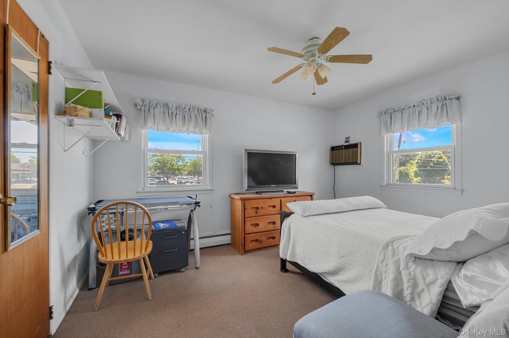 430 Violet Street Property Photo 11