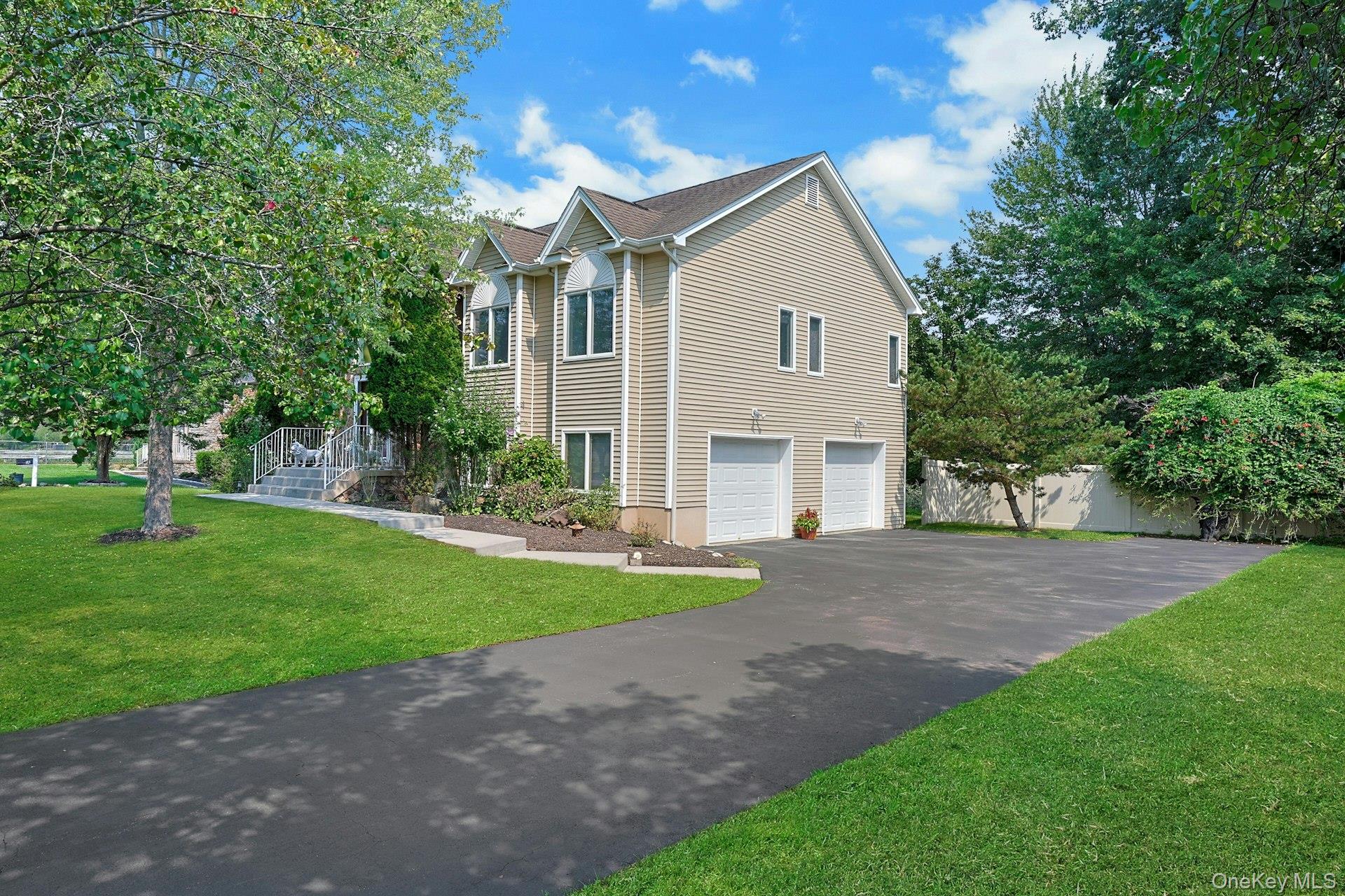 14 Stern Place Property Photo 3