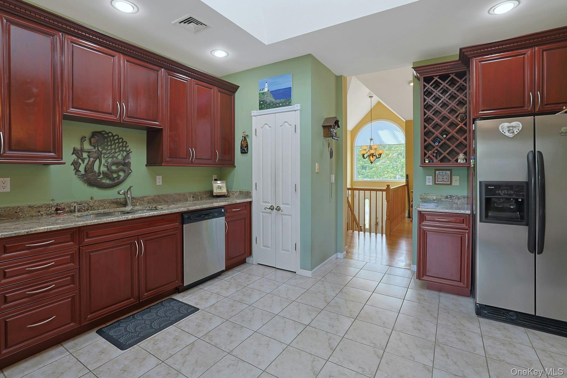 14 Stern Place Property Photo 14