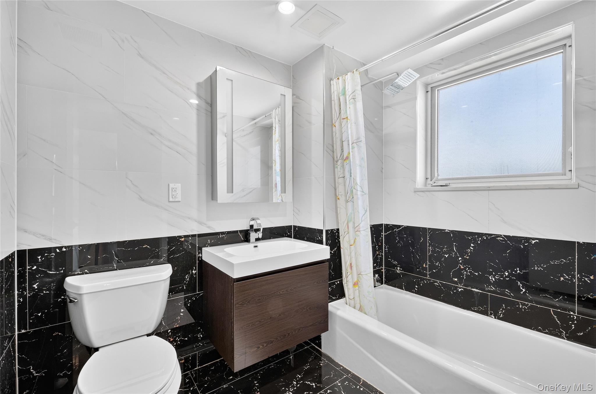 142-38 37th Avenue 9f Property Photo 17