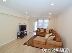 55 Monroe Boulevard 3l Property Photo 9