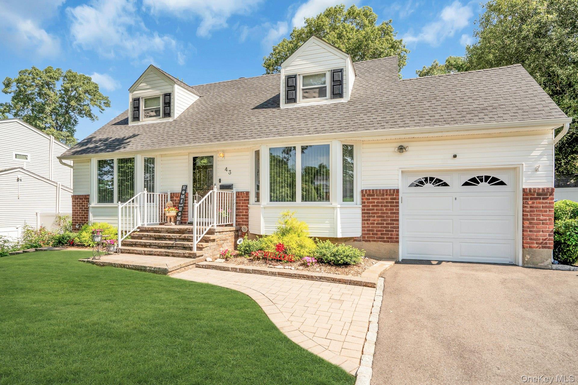43 Genesee Drive Property Photo 4