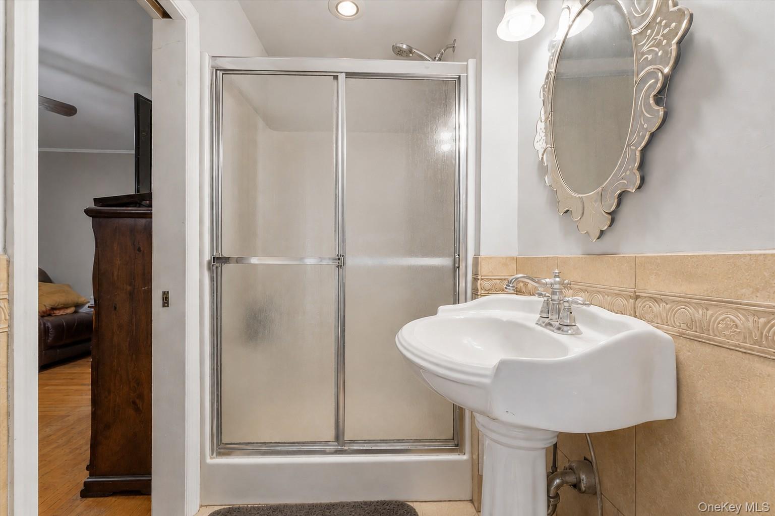 26 Brook Avenue Property Photo 37