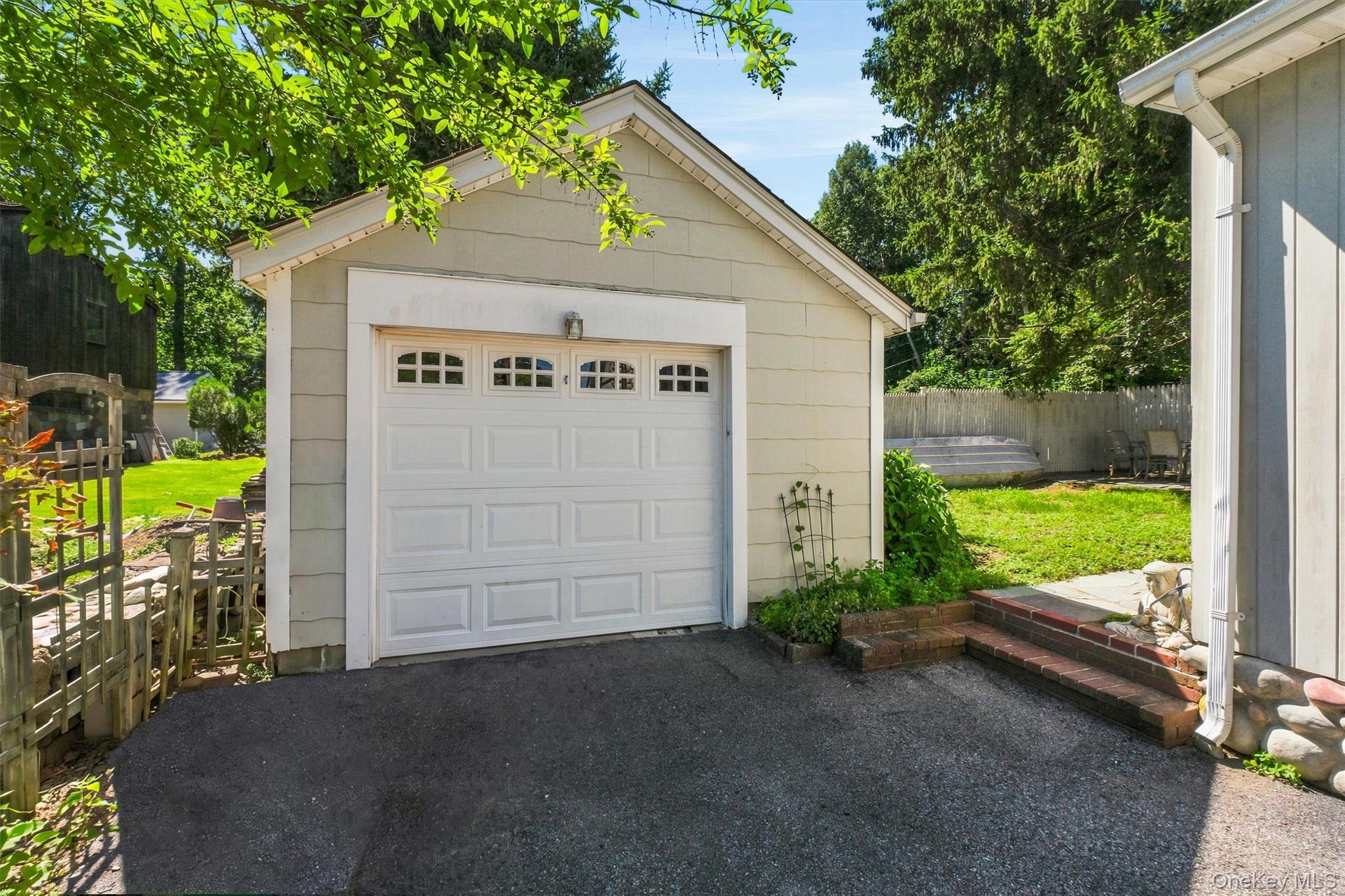 26 Brook Avenue Property Photo 40