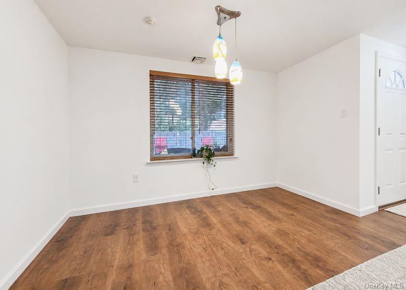 275 Brettonwoods Drive Property Photo 4