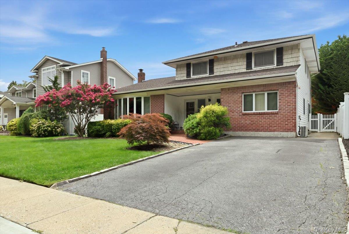 3345 Beltagh Avenue Property Photo 3
