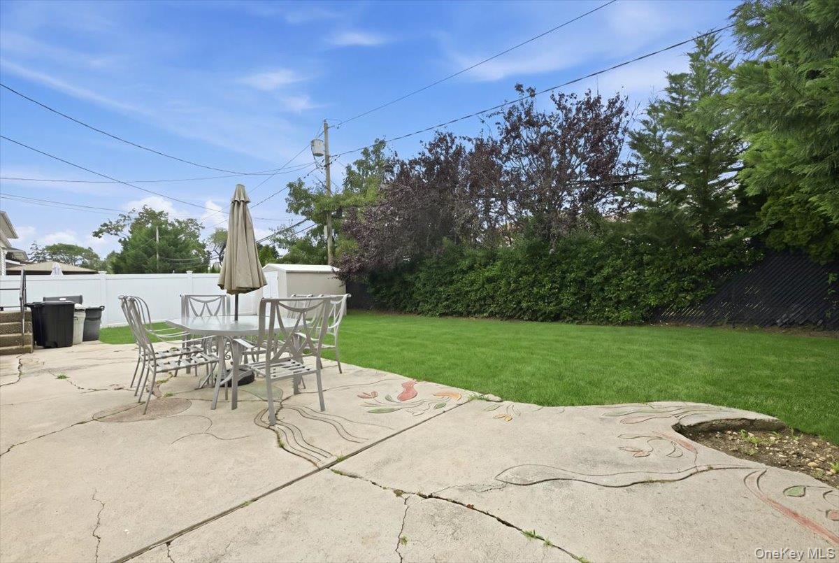 3345 Beltagh Avenue Property Photo 26