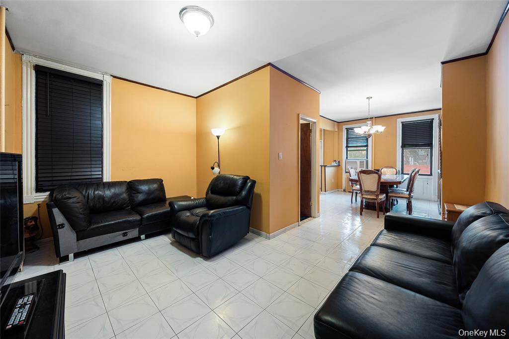 2015 Himrod Street Property Photo 2