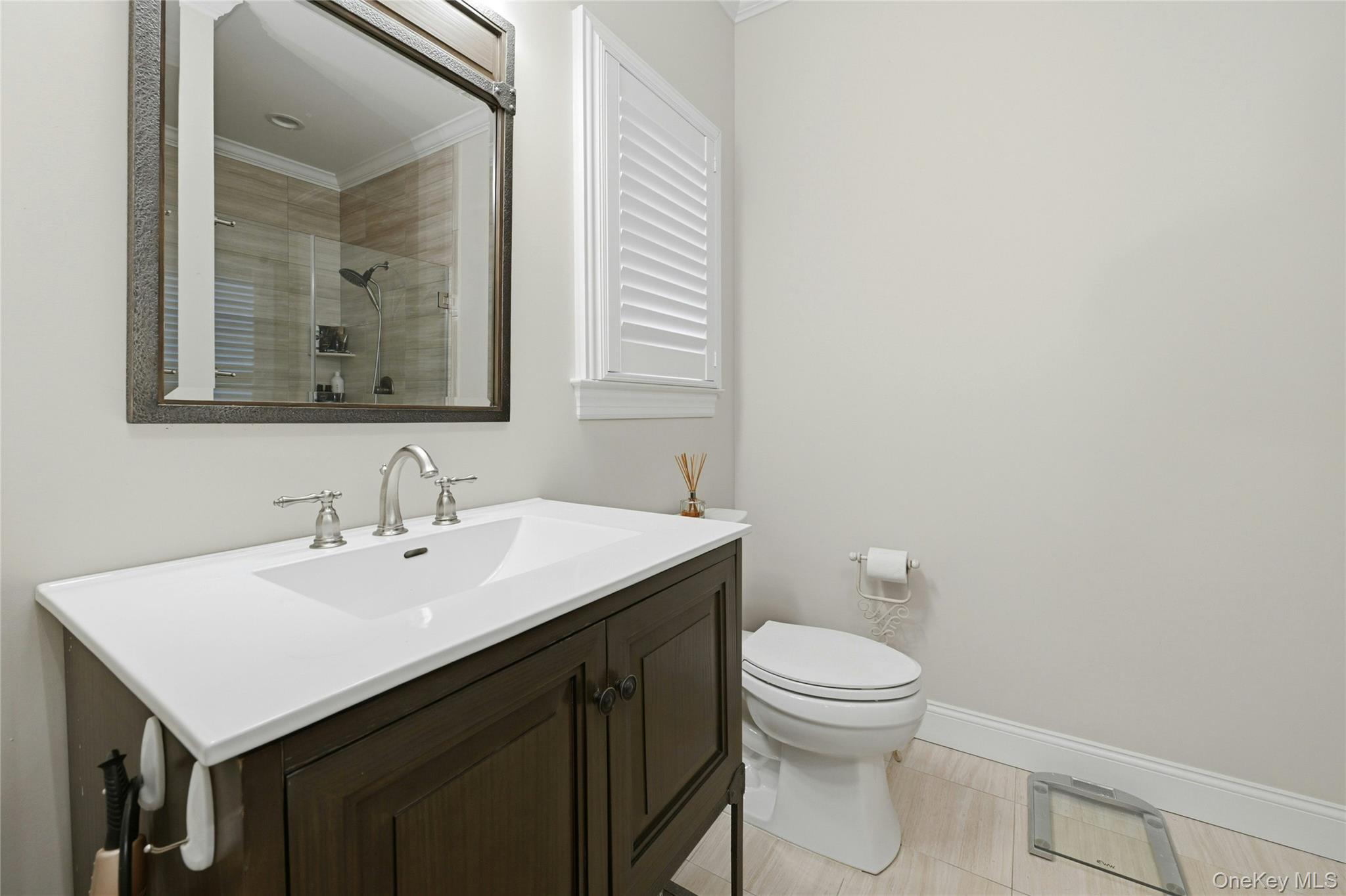 227 Nassau Road Property Photo 7