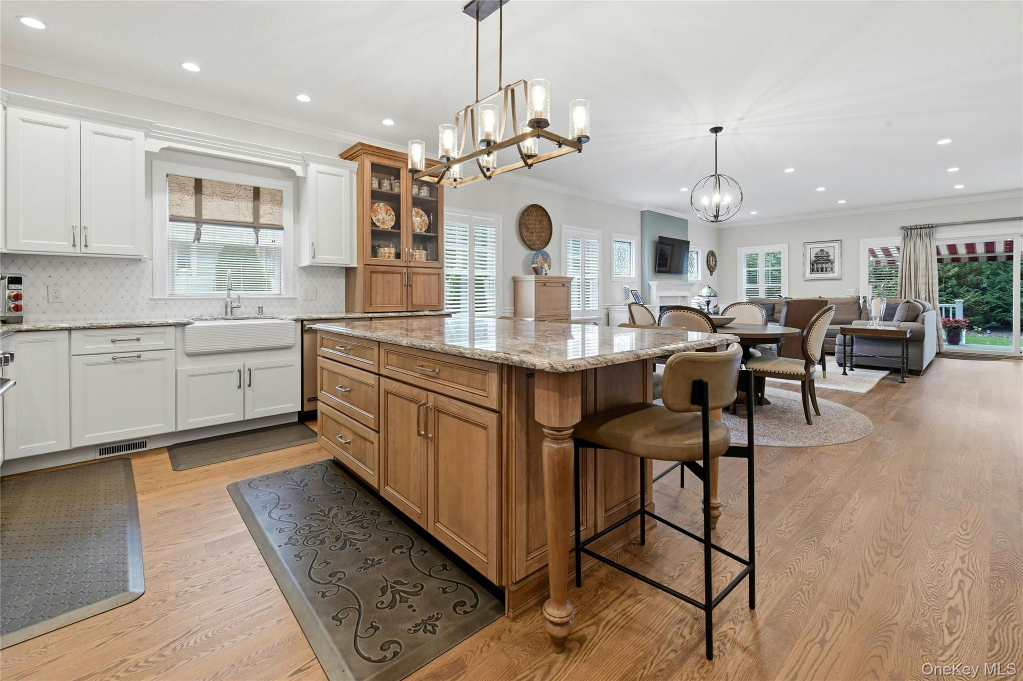 227 Nassau Road Property Photo 10