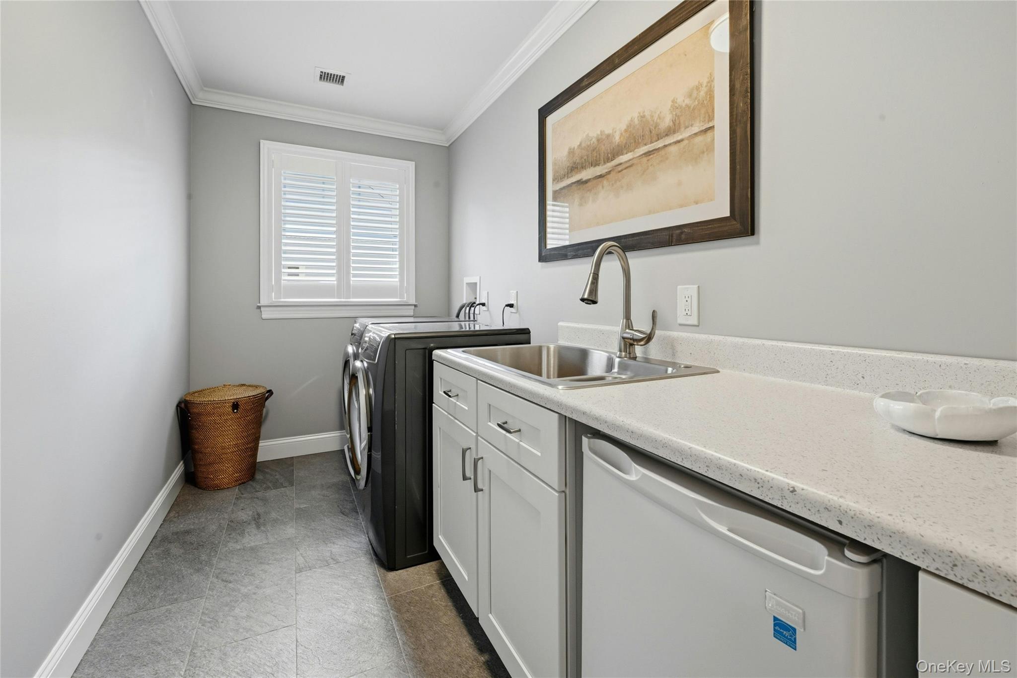 227 Nassau Road Property Photo 19
