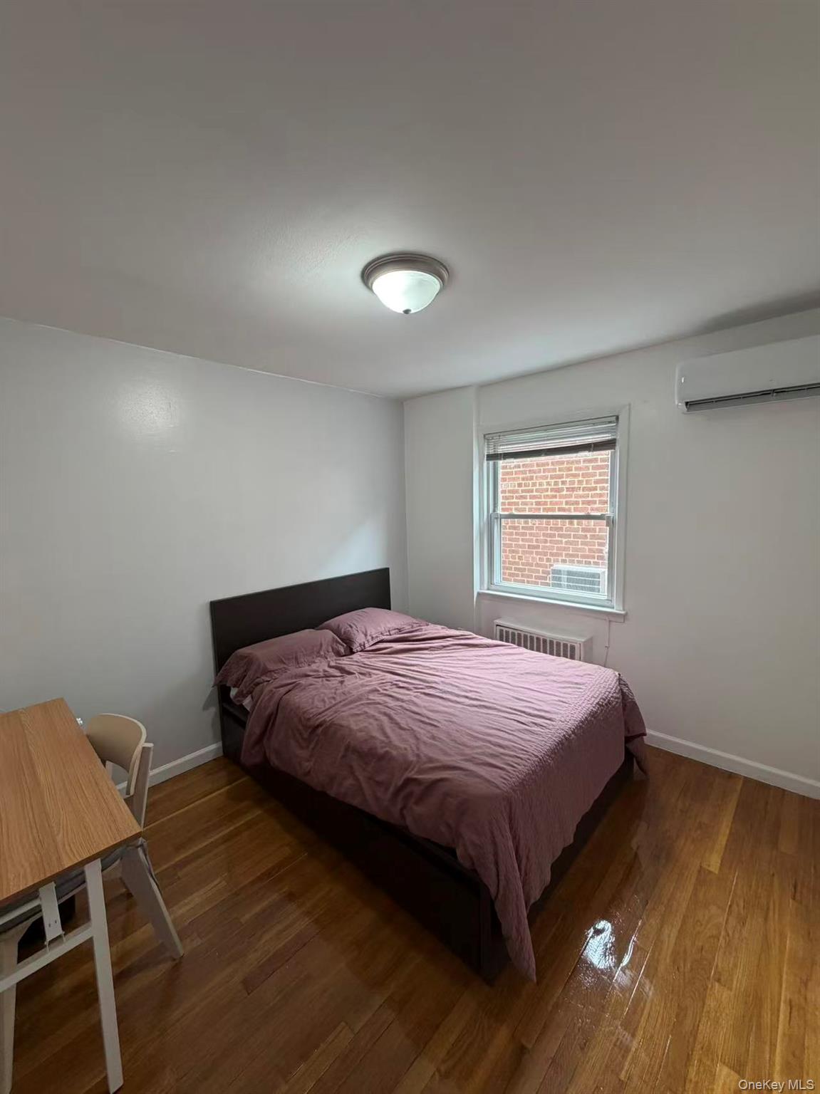 4327 215th Street Property Photo 12