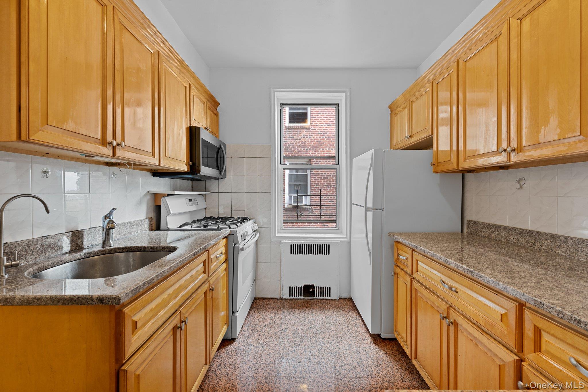 114-06 Queens Blvd D9 Property Photo 3