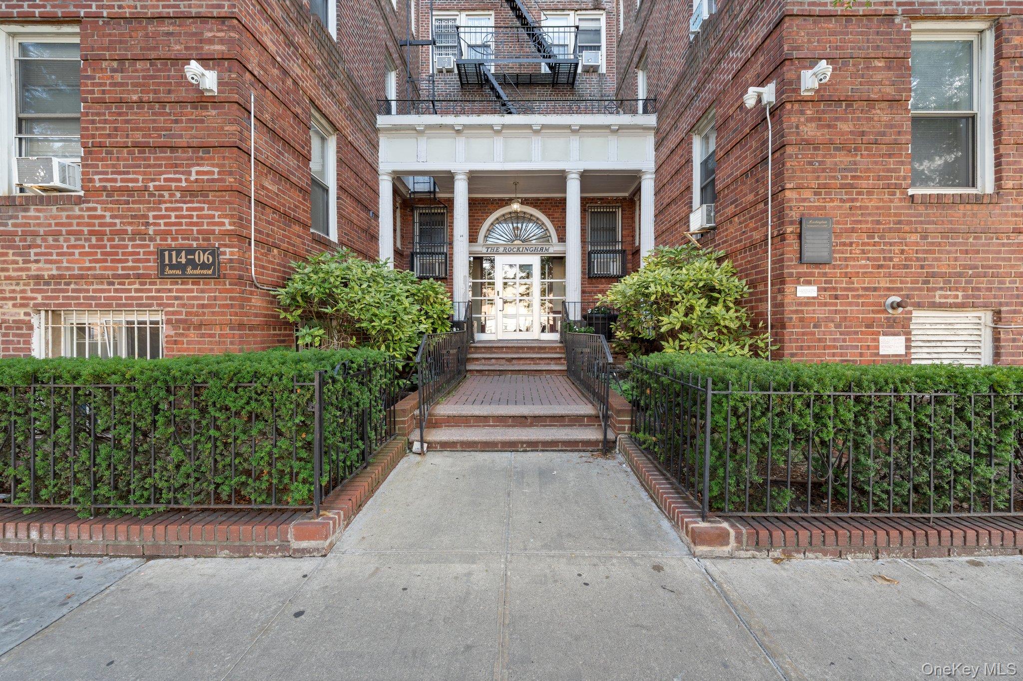 114-06 Queens Blvd D9 Property Photo 23