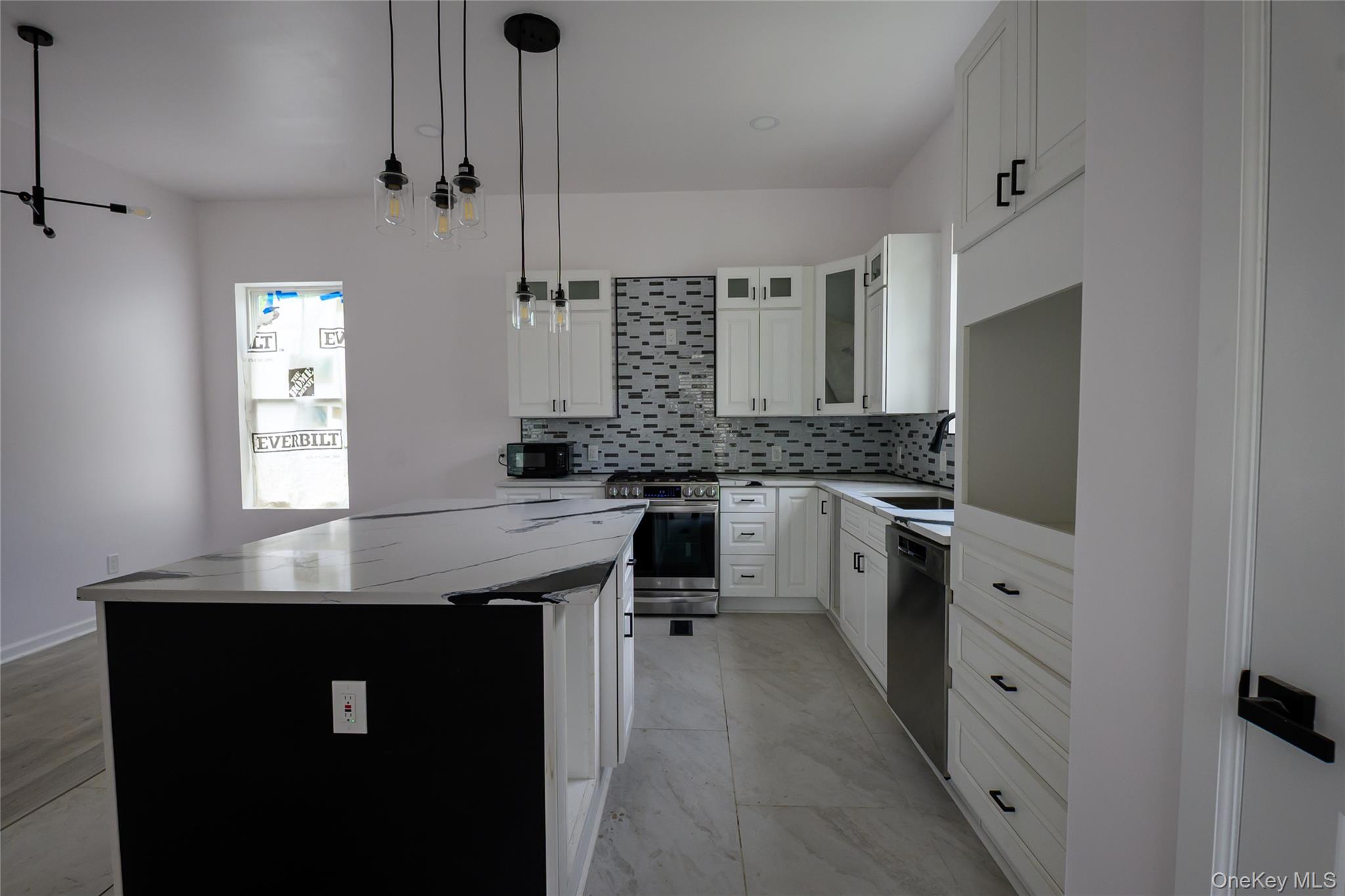 81 Silver Lake Sctn Road Property Photo 10