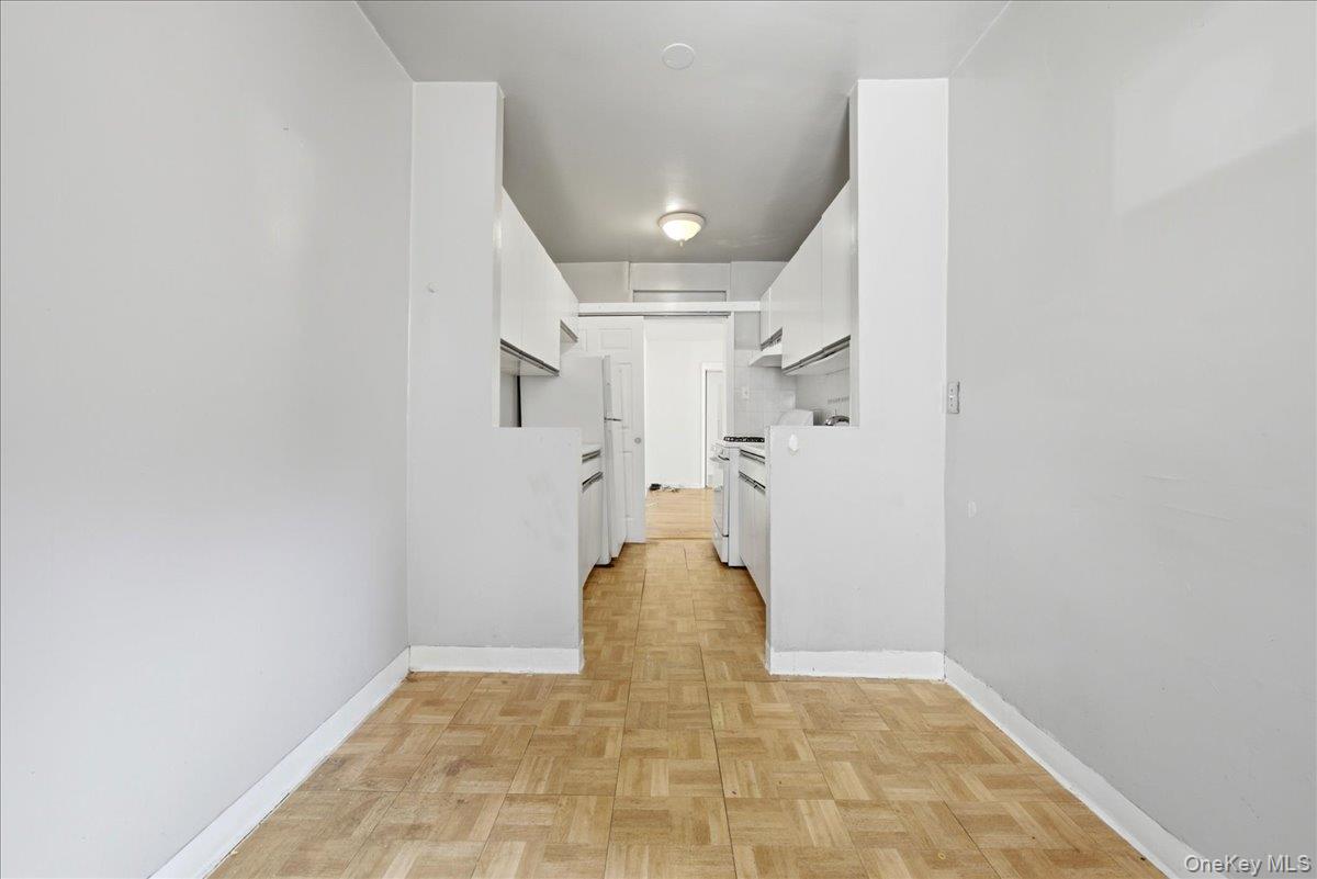 2080 Barnes Avenue 2d Property Photo 6