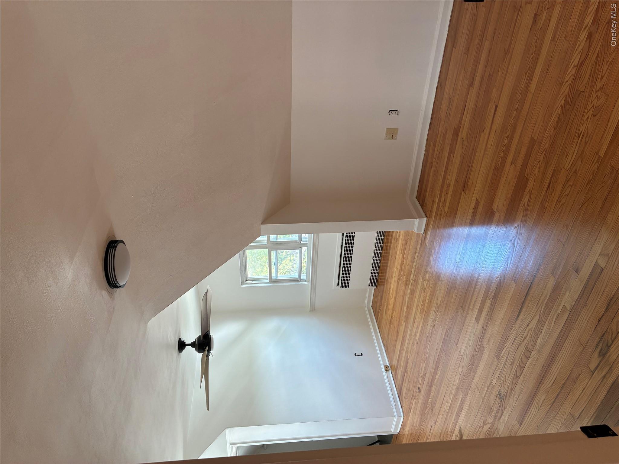 105 Wakefield Avenue 3 Property Photo 4