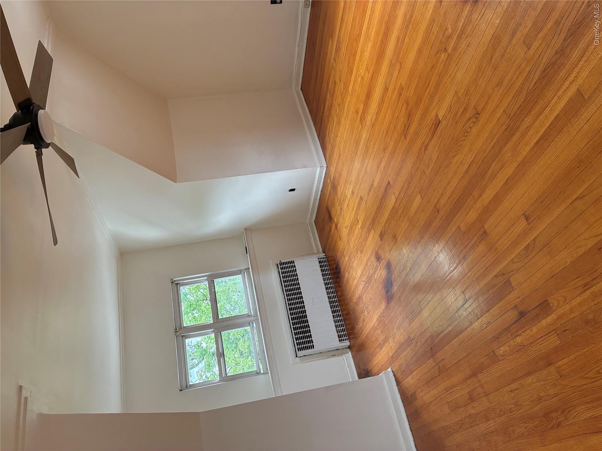 105 Wakefield Avenue 3 Property Photo 9