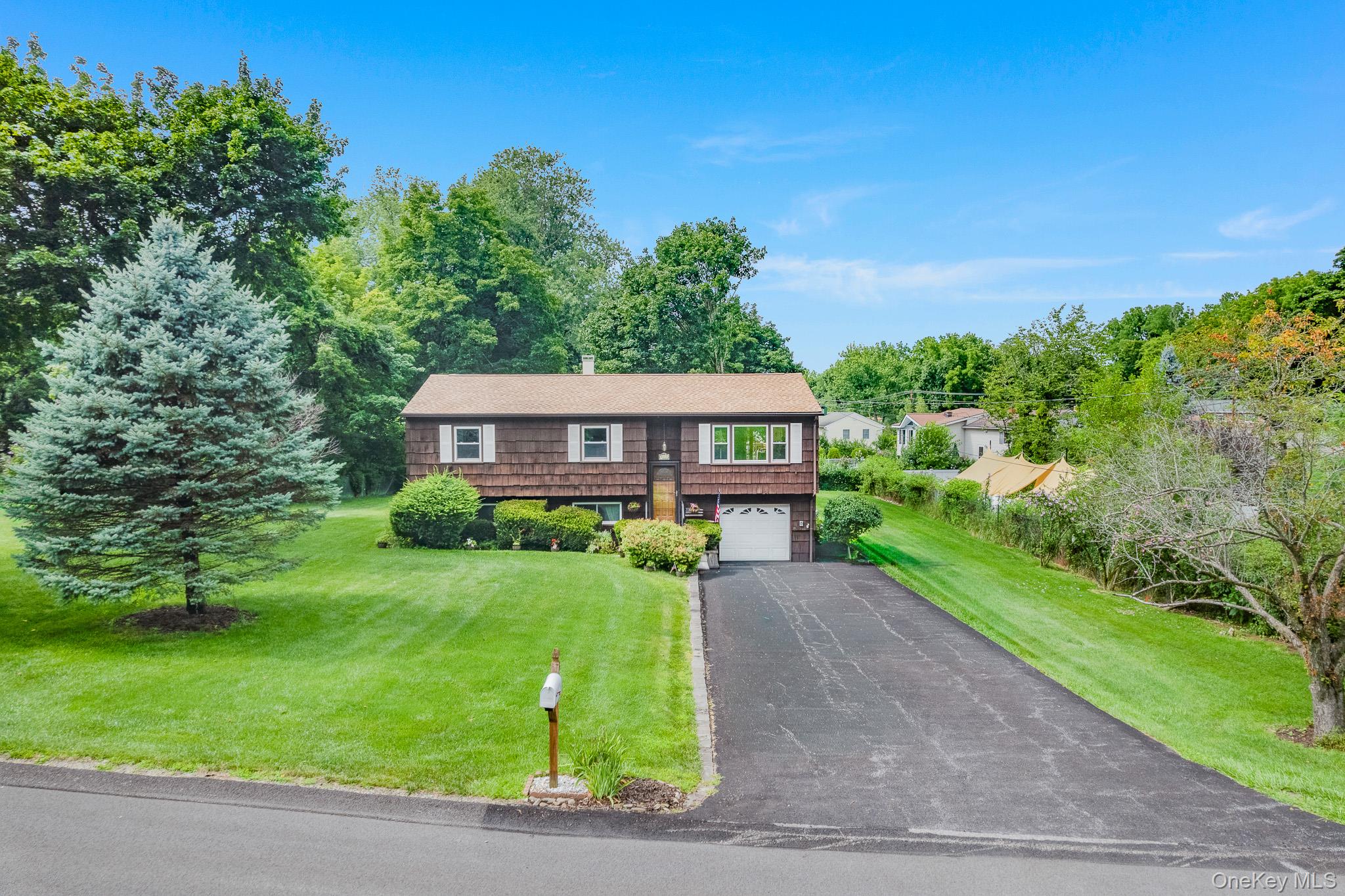 26 Bowdoin Lane Property Photo 2