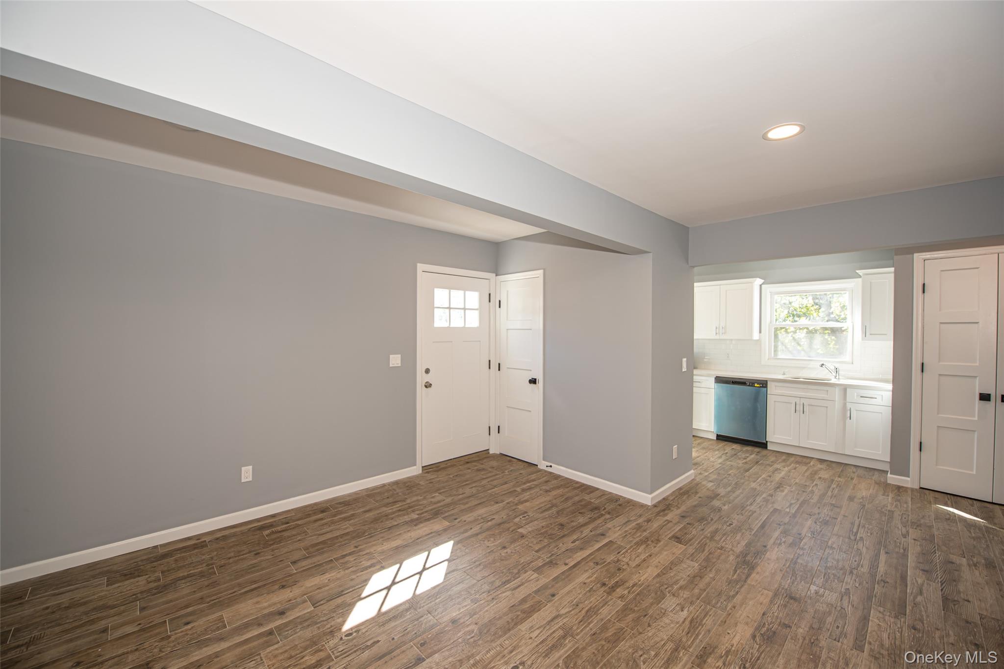76 Amity Street Property Photo 15