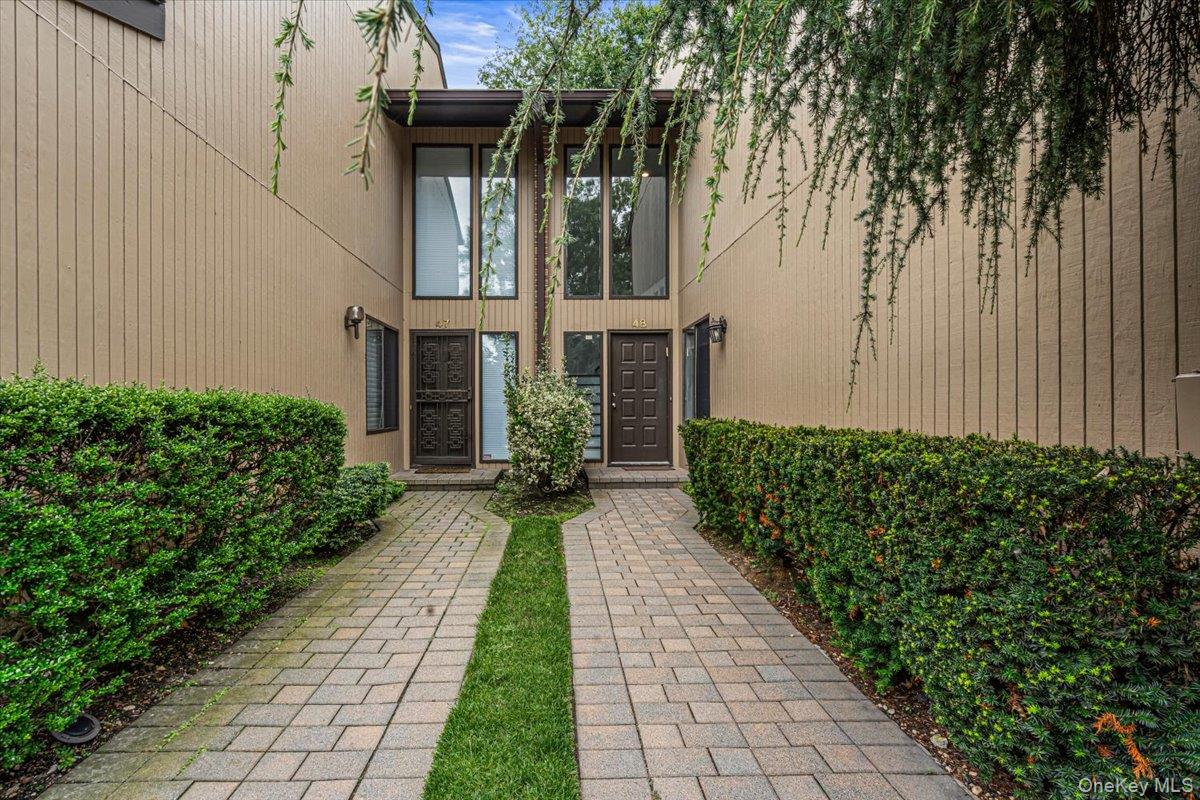 48 Wimbledon Drive Property Photo 2
