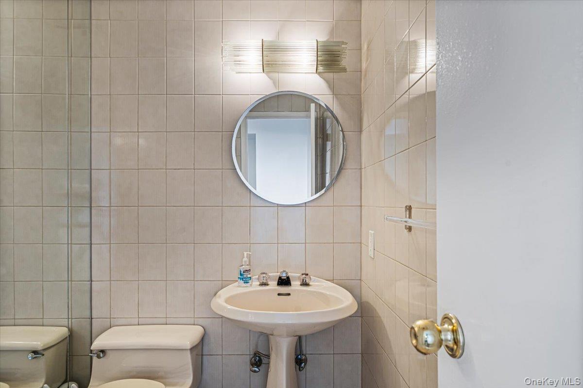 48 Wimbledon Drive Property Photo 16