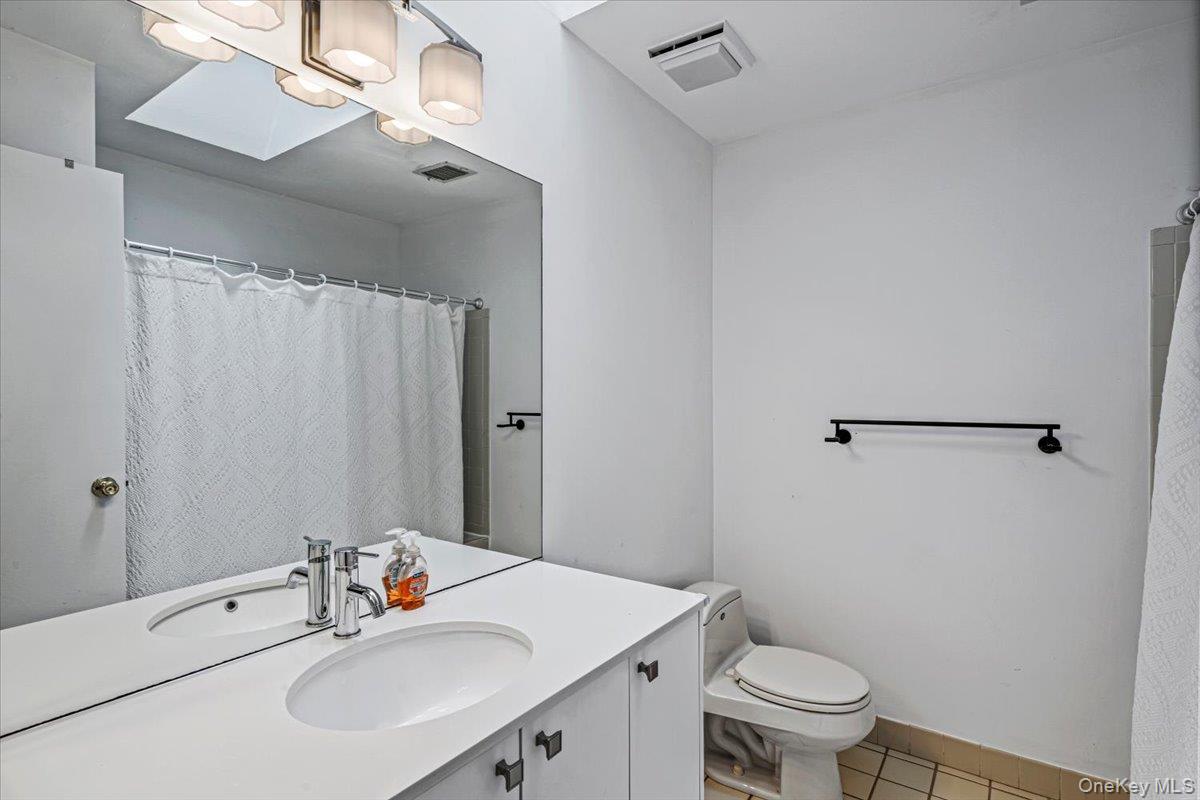 48 Wimbledon Drive Property Photo 26