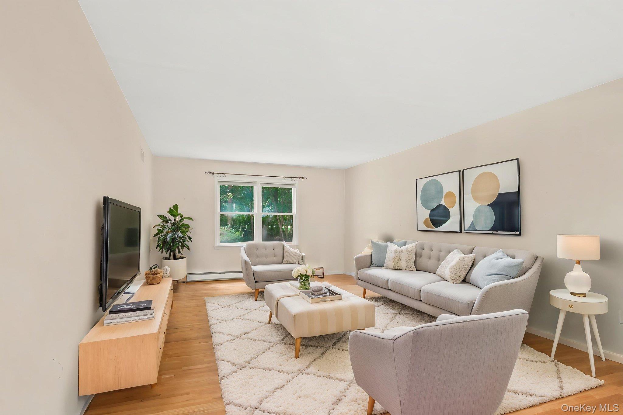 5 Hampton Place Property Photo 2