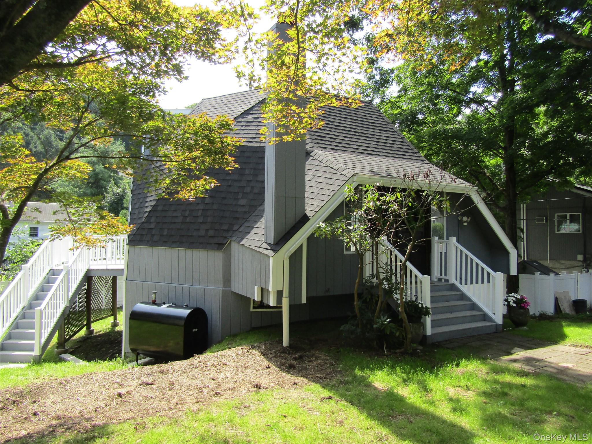 374 Sprout Brook Road Property Photo 1