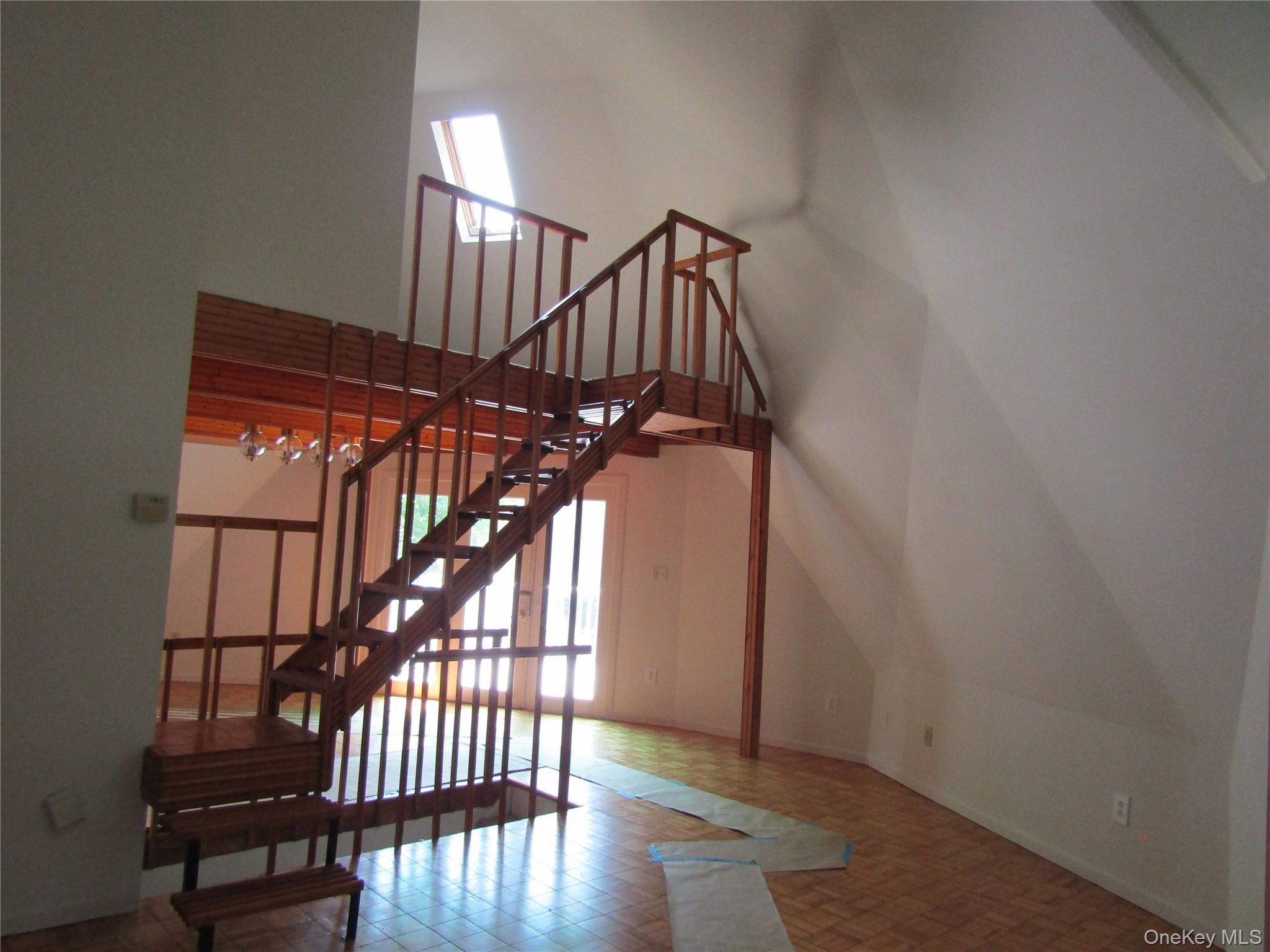 374 Sprout Brook Road Property Photo 6