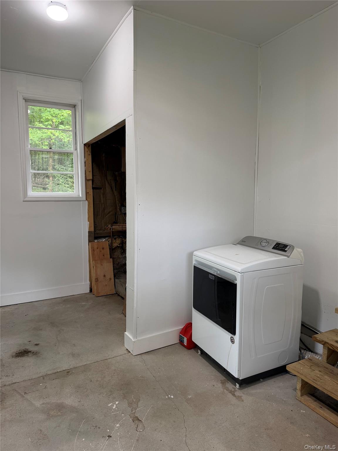 14 Maple Street Property Photo 16