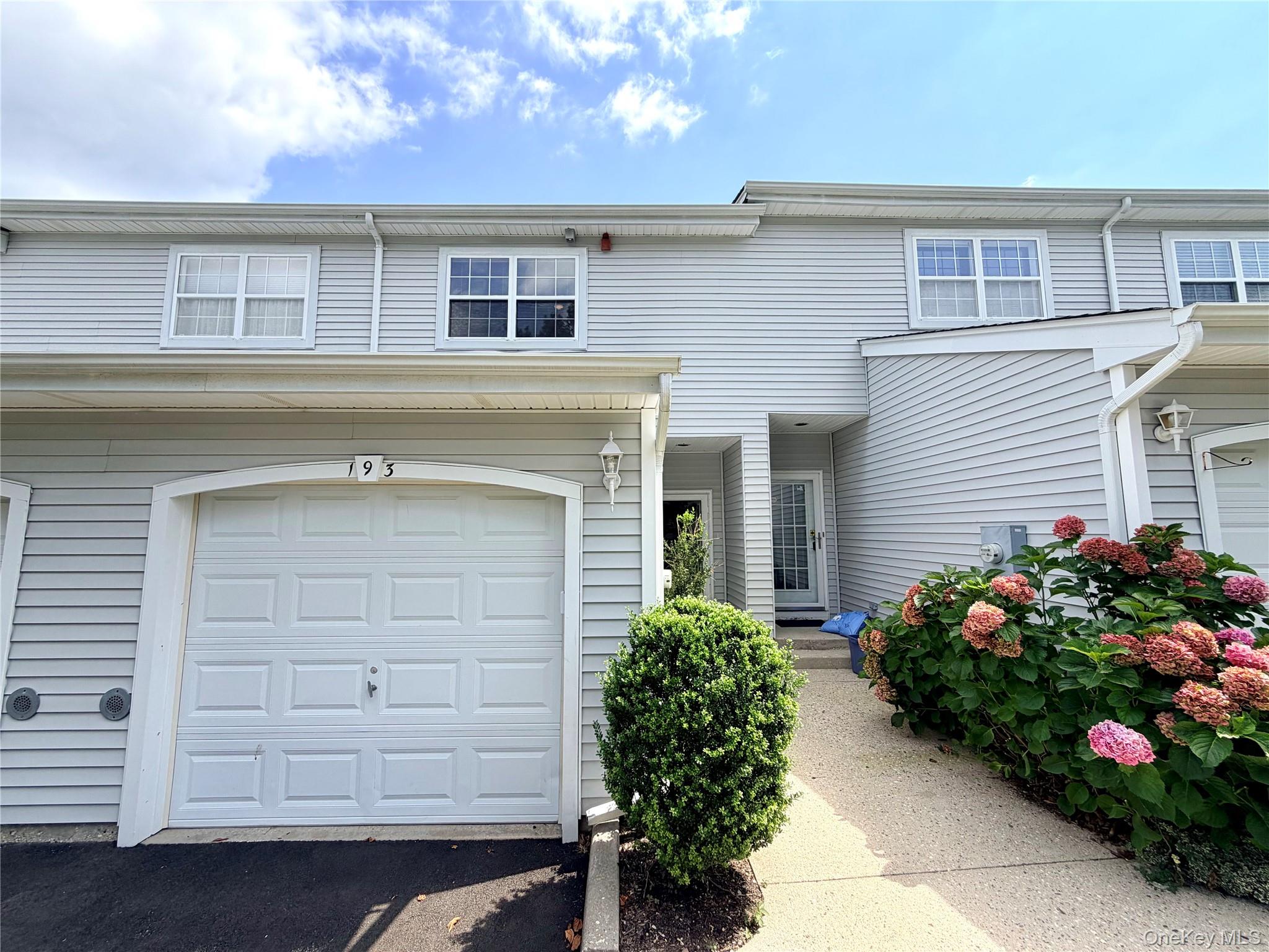 193 Windward Drive Property Photo 1