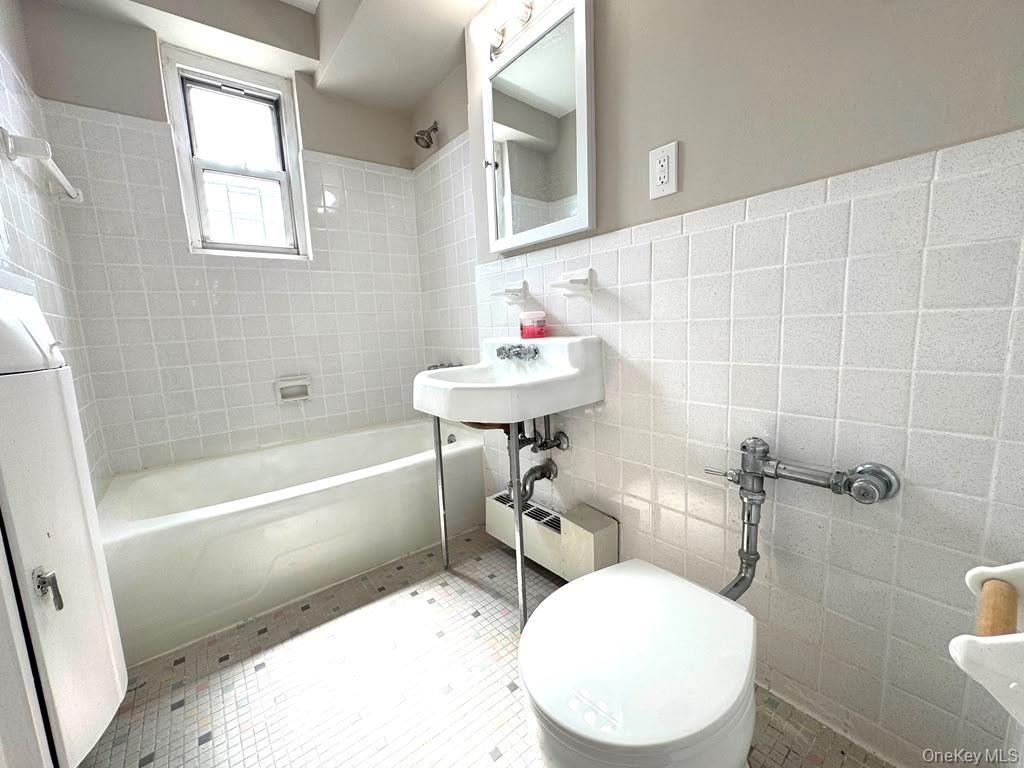 8900 170th Street 7d Property Photo 16