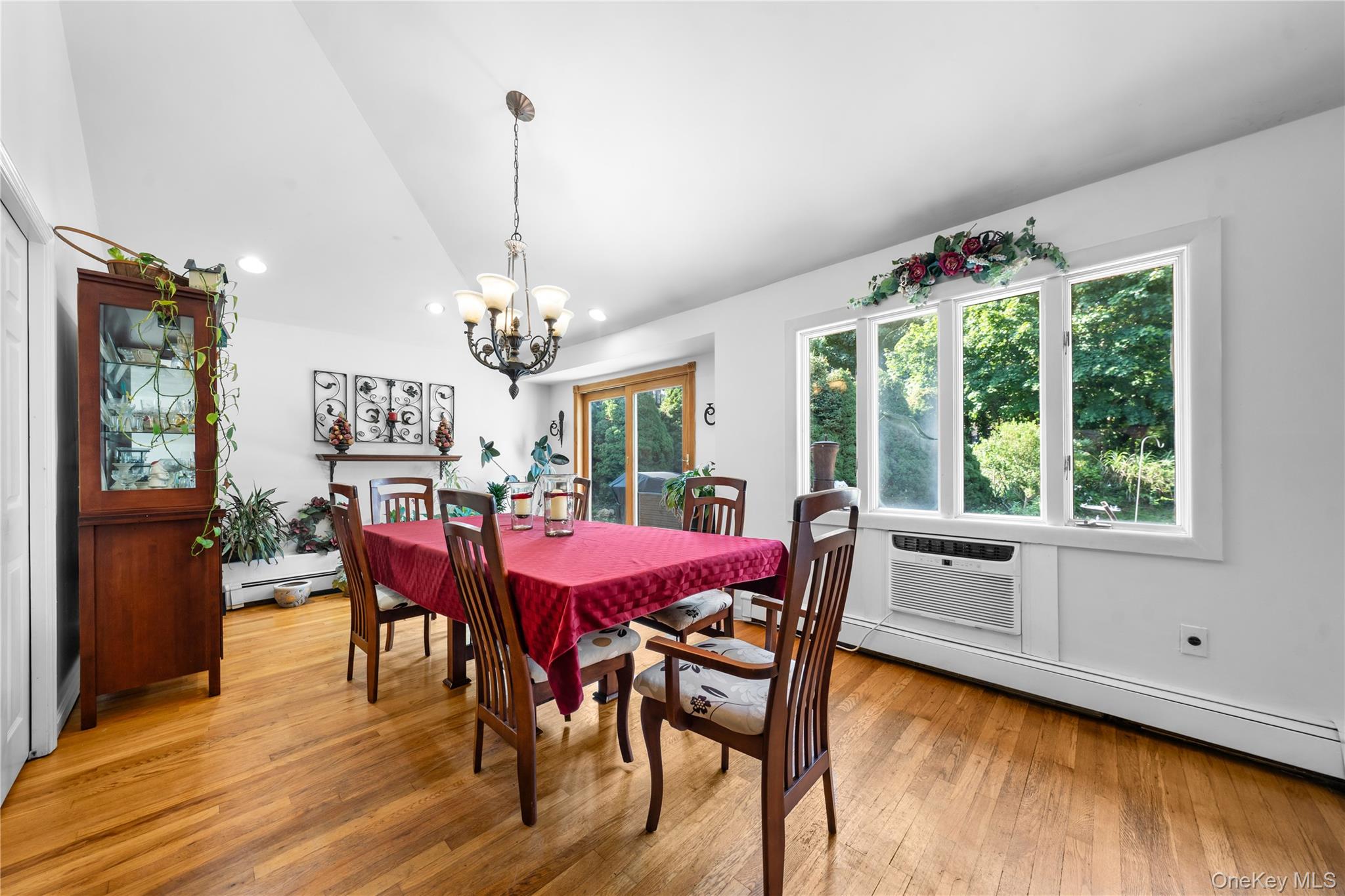 23 Charmian Street Property Photo 5