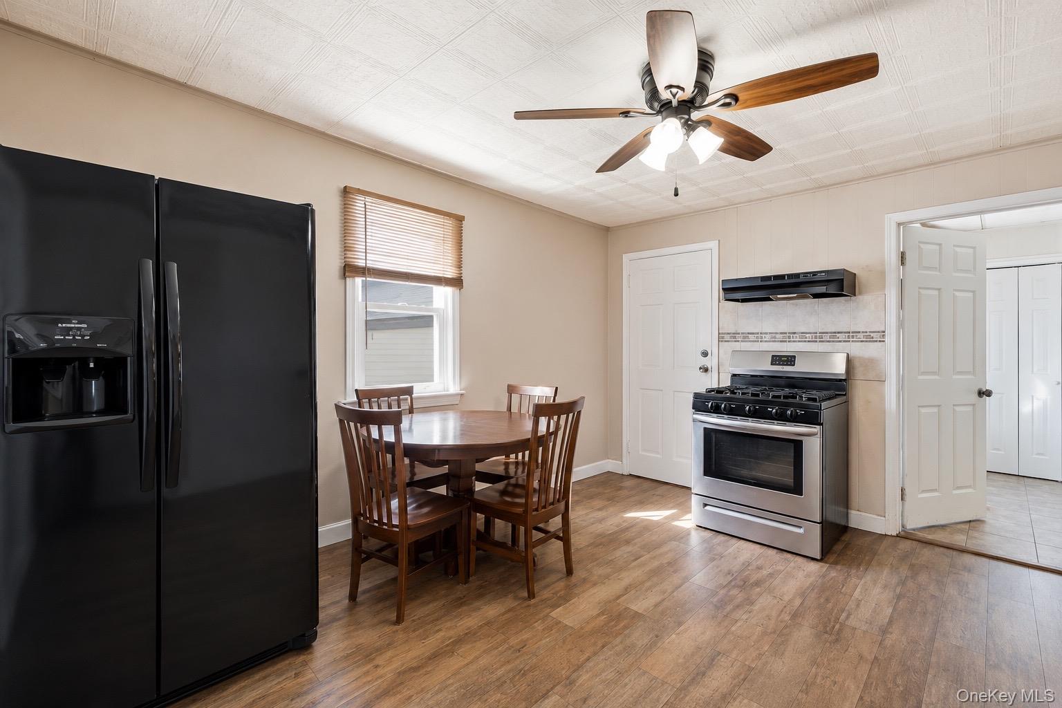 187 Crooked Hill Road Property Photo 11