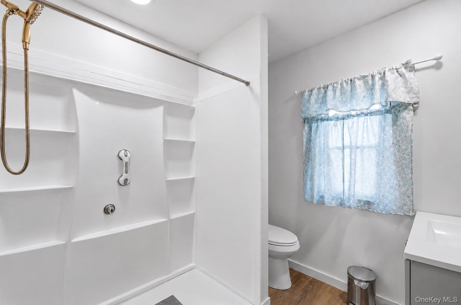 187 Crooked Hill Road Property Photo 15