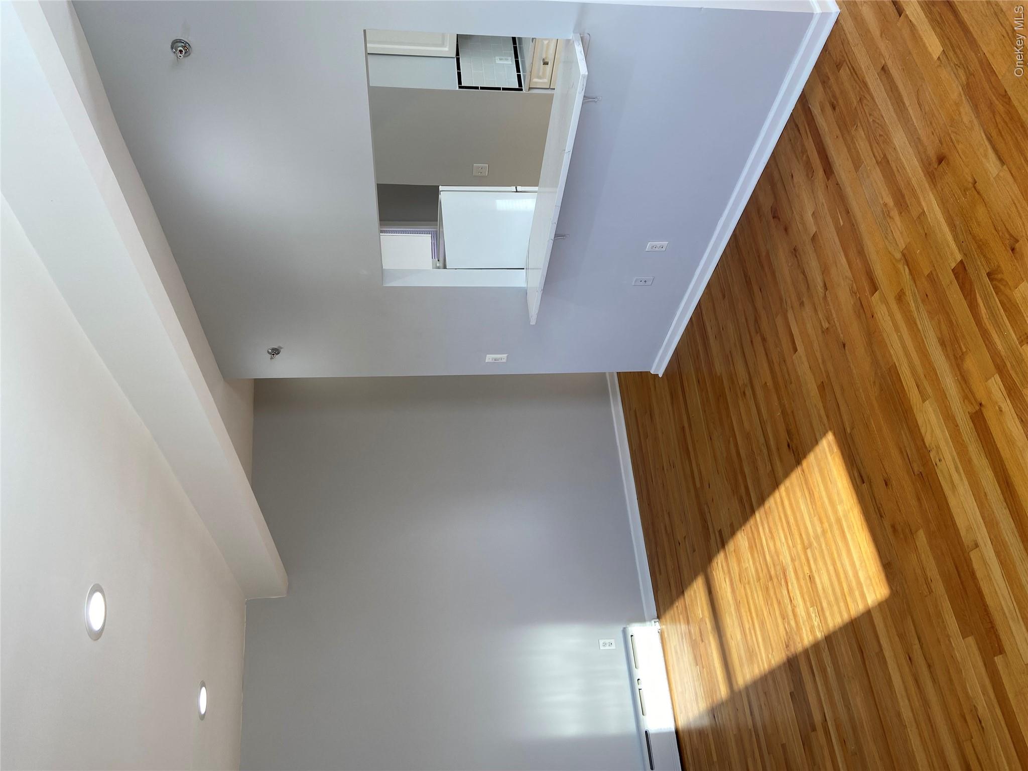 108 Main Street 3 Property Photo 5
