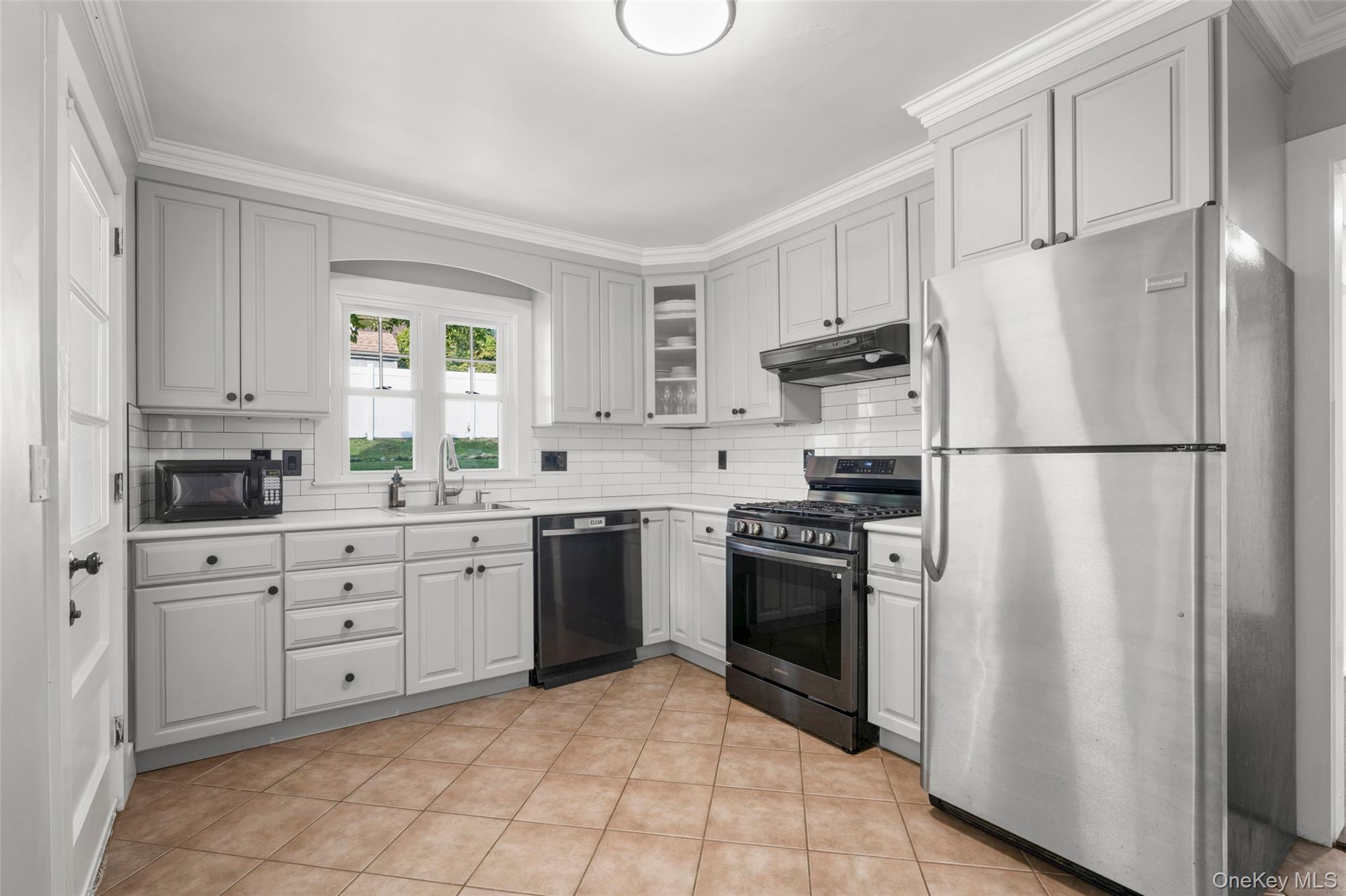 36 Pilgrim Drive Property Photo 8