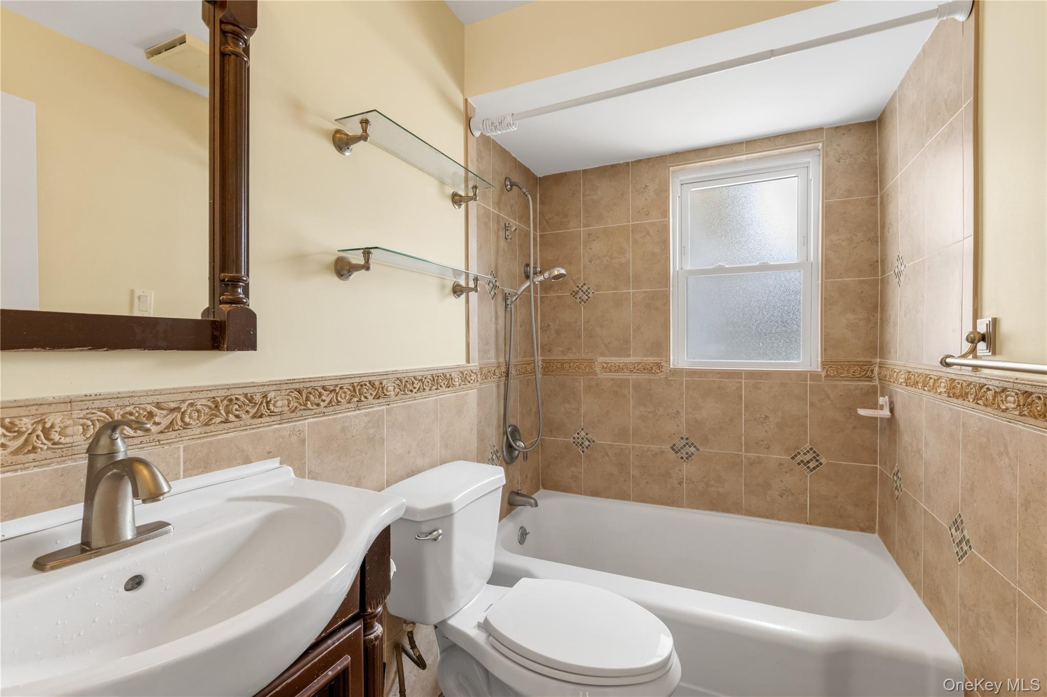 33 Michael Lane Property Photo 16