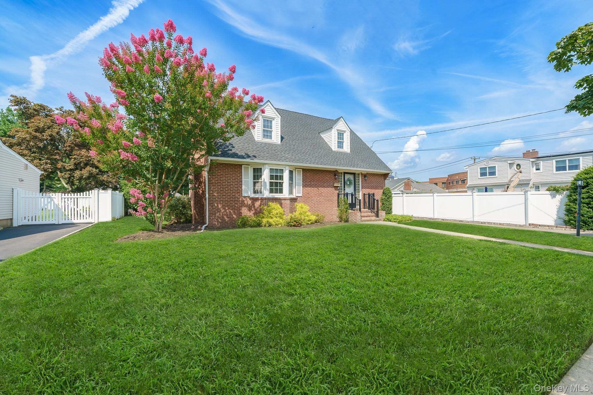 228 Van Cott Avenue Property Photo 3