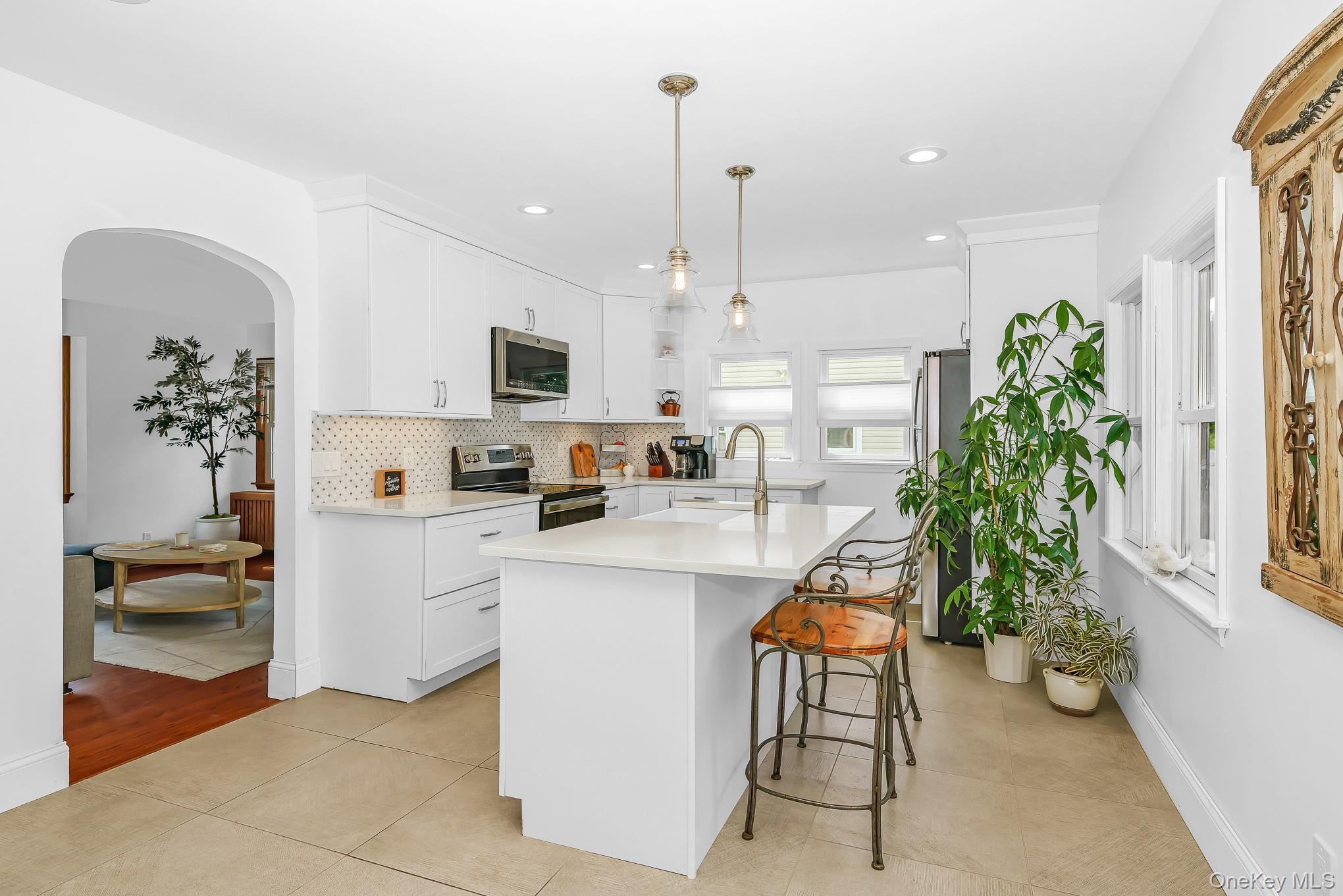 228 Van Cott Avenue Property Photo 11