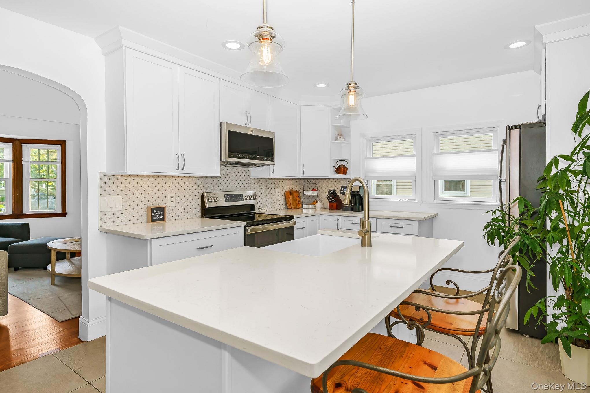 228 Van Cott Avenue Property Photo 13