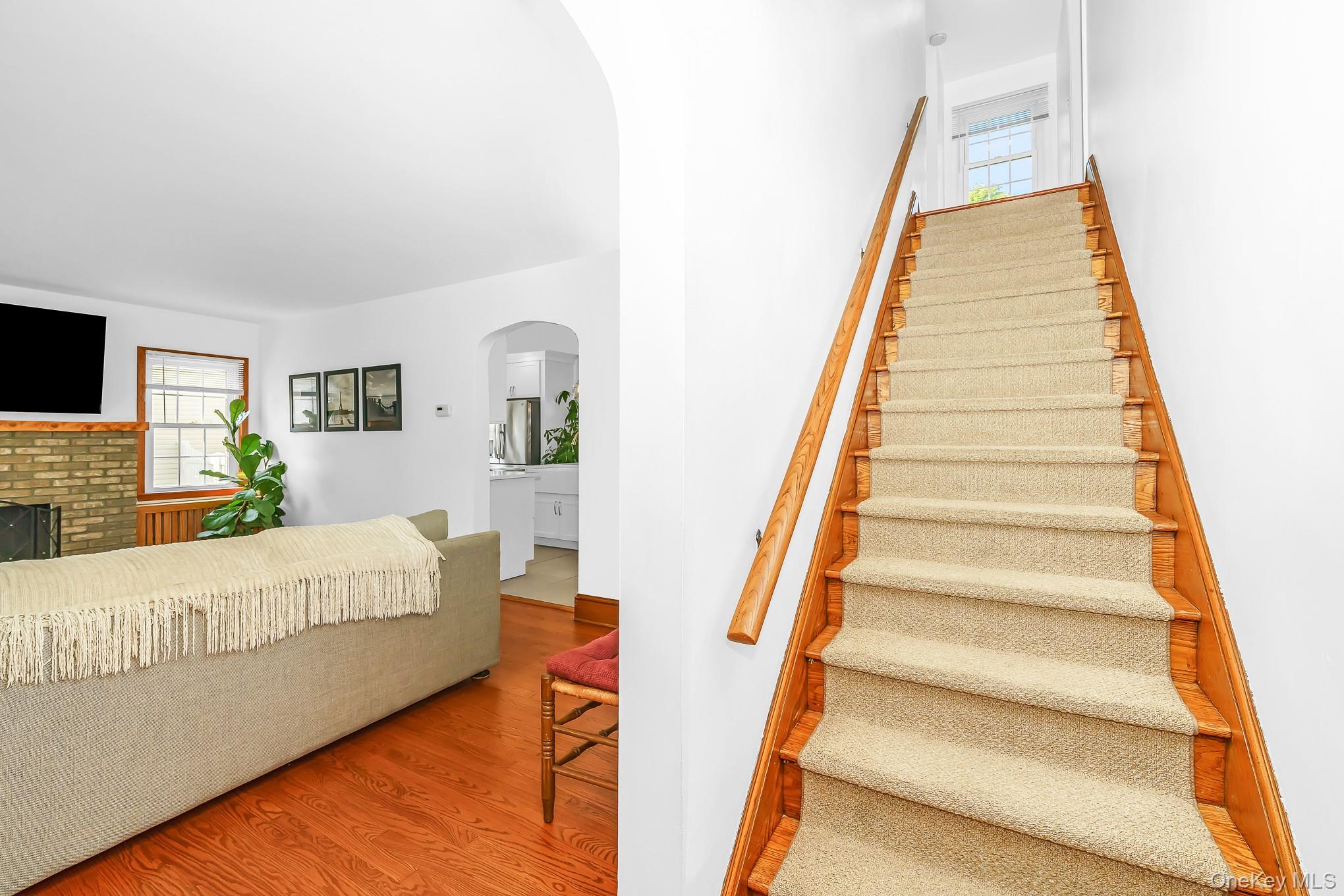 228 Van Cott Avenue Property Photo 27